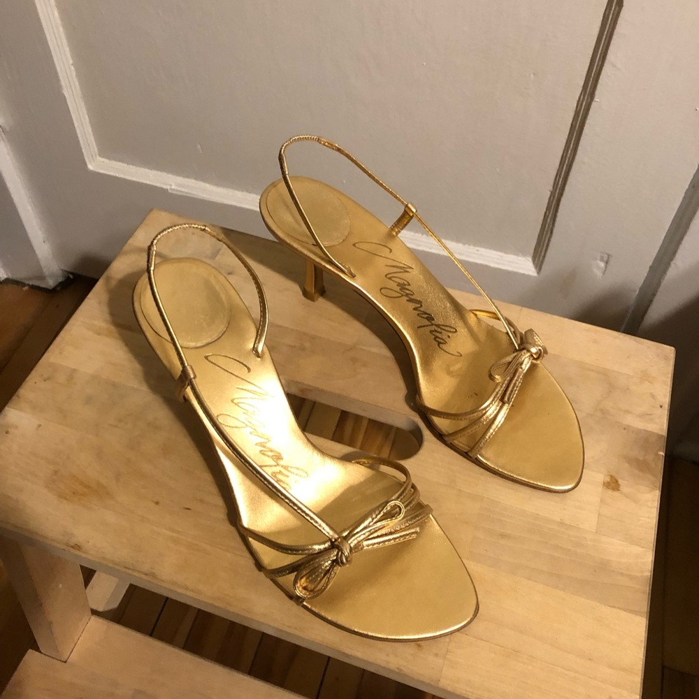 Vintage (2005) Magnolia Strappy Gold Heels